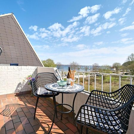 Ostsee, Wunderschoene Wohnung Mit Meerblick Харрисле Экстерьер фото